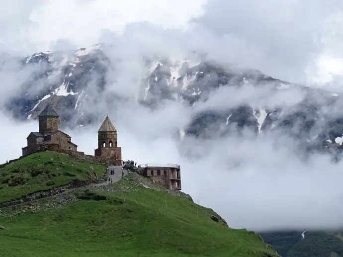Gudauri monument
