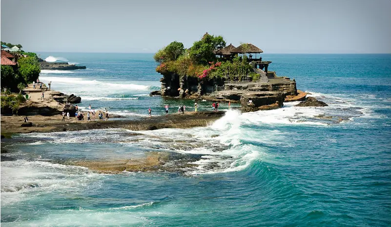 A view of iconic Tanah Lot Templte